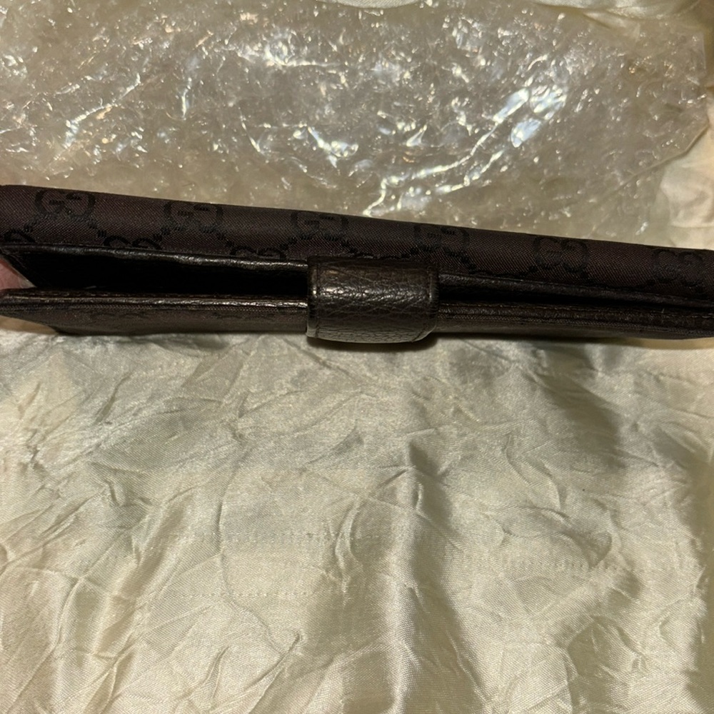 Excellent Used Condition!! Gucci Gg Monogram Ecli… - image 3